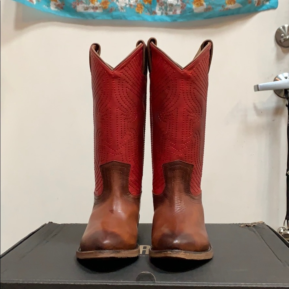 Frye boots: Billy Pull On Stitch